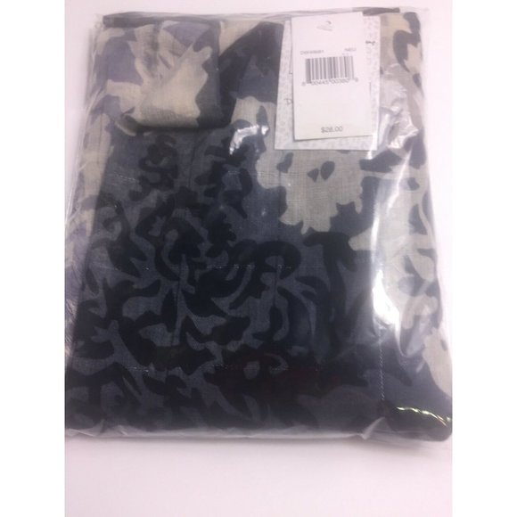 Cejon Stripe Damask Infinity Loop, Retail $28.00 - Picture 5 of 6